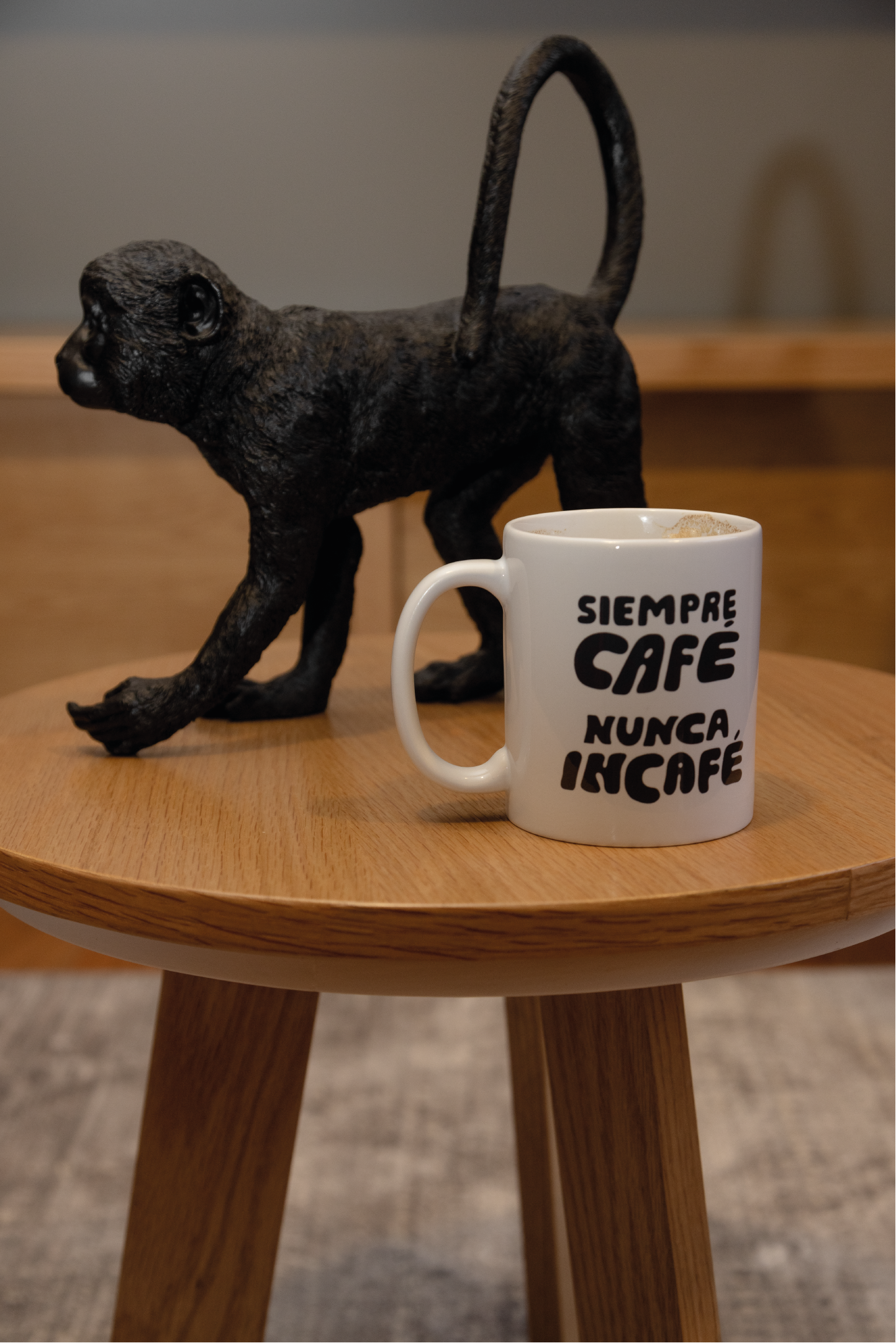 Collab - Jose Ramones x Renata Mtz - Taza "Siempre Café Nunca Incafé"